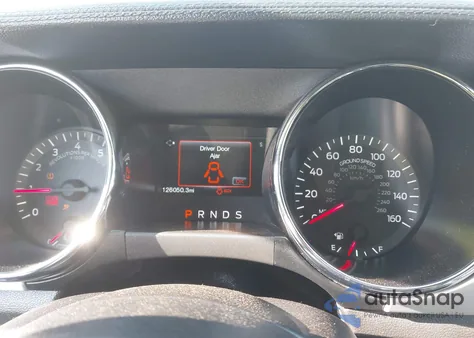 2017 Ford Mustang Ecoboost Premium z USA, uszkodzony, nr VIN 1FATP8UH4H5279545